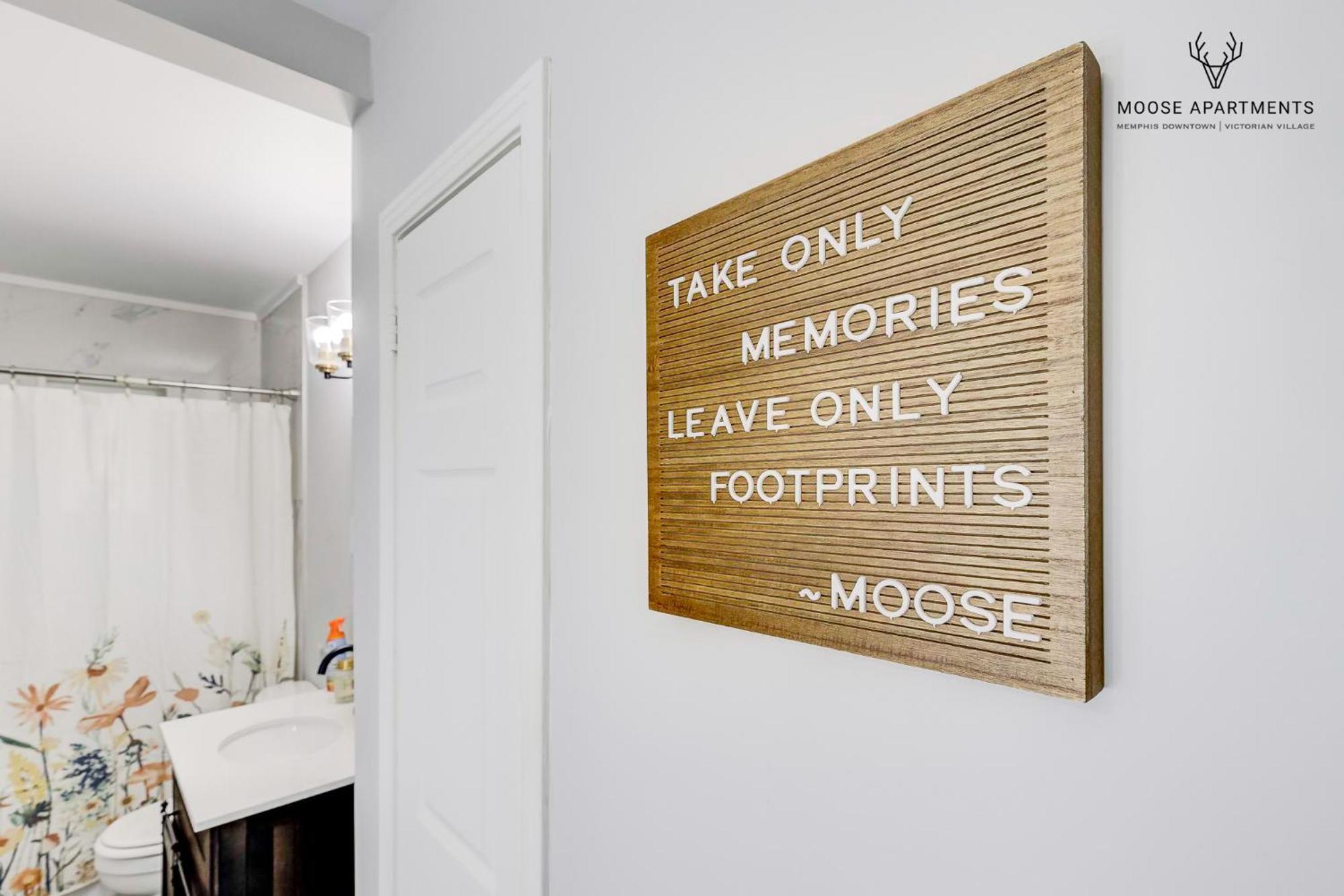 Апартаменты The Moose #9 - Brand New Luxe Modern Loft With Free Parking, King Bed & Fast Wifi Мемфис Экстерьер фото